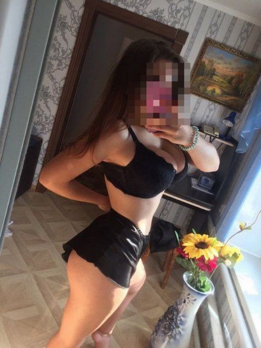 Пышнотелые страсти: Почему большие девушки на час привлекают внимание в секс-индустрии